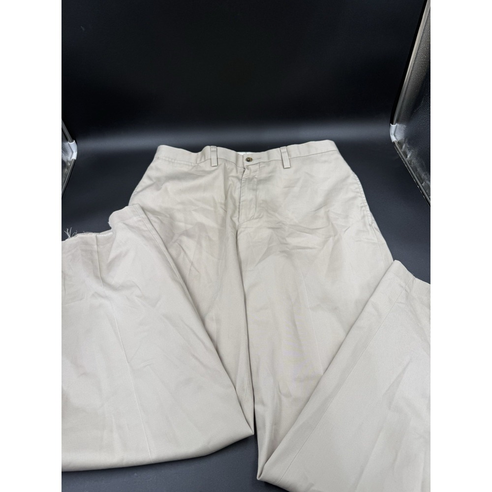 Eddie Bauer Wrinkle Free Classic Fit Mens 34x32 Khaki Flat Front - See Pictures
